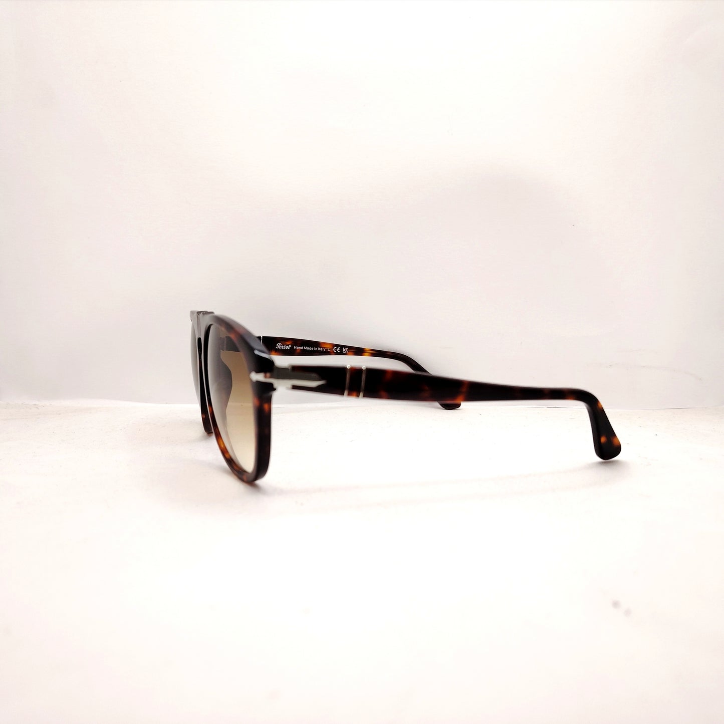 Persol- 649