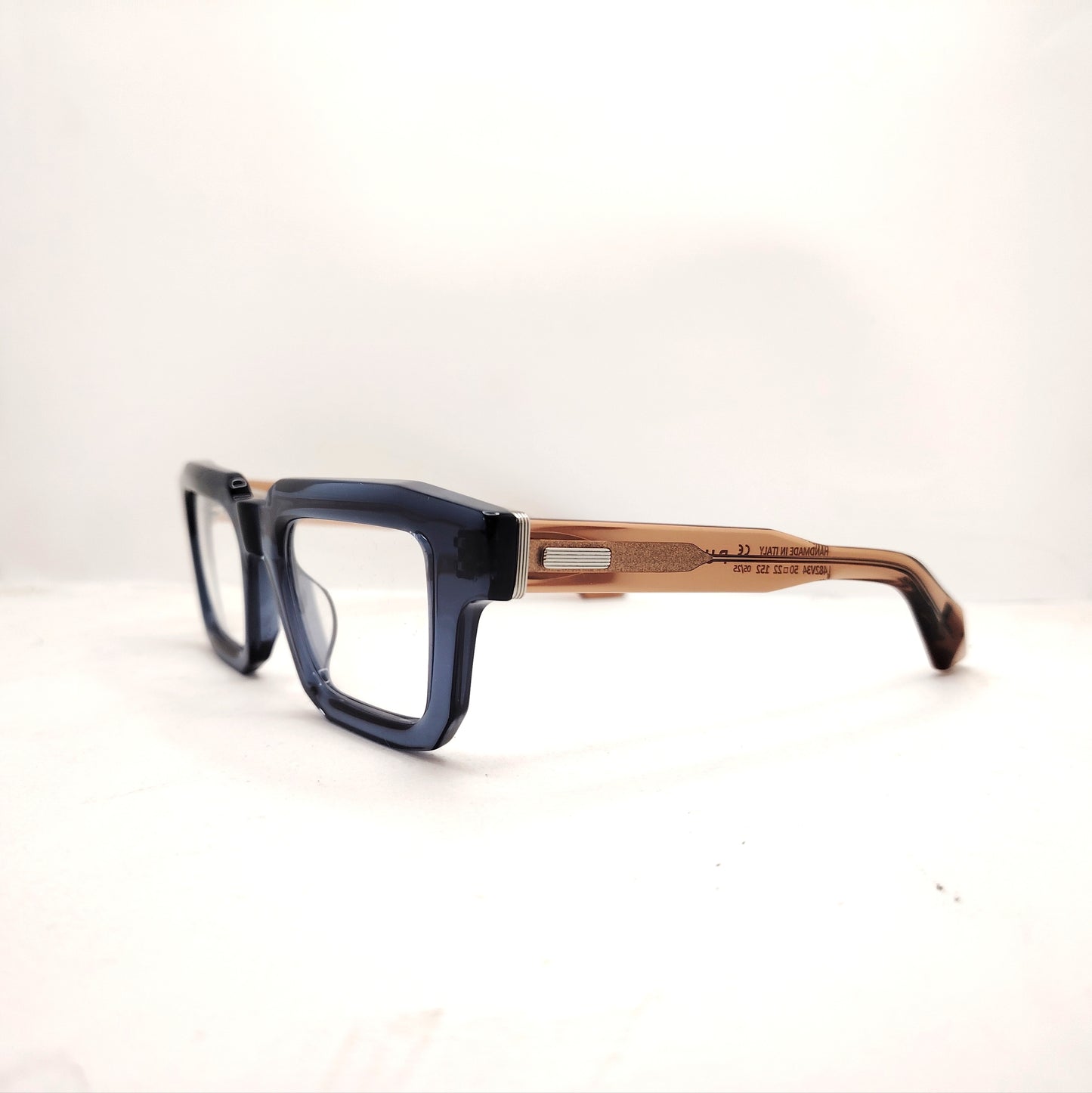 Pugnale & Nyleve- Smooth