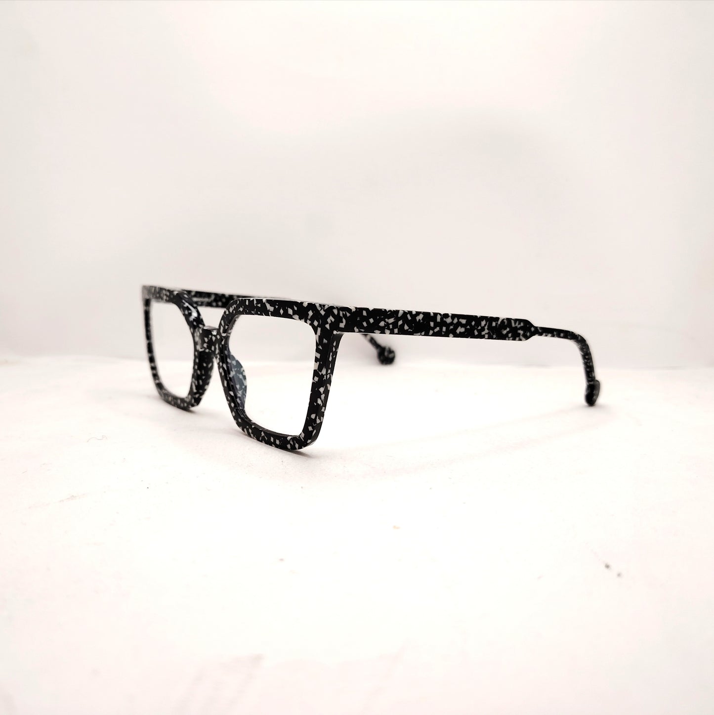 l.a. Eyeworks- HERSH