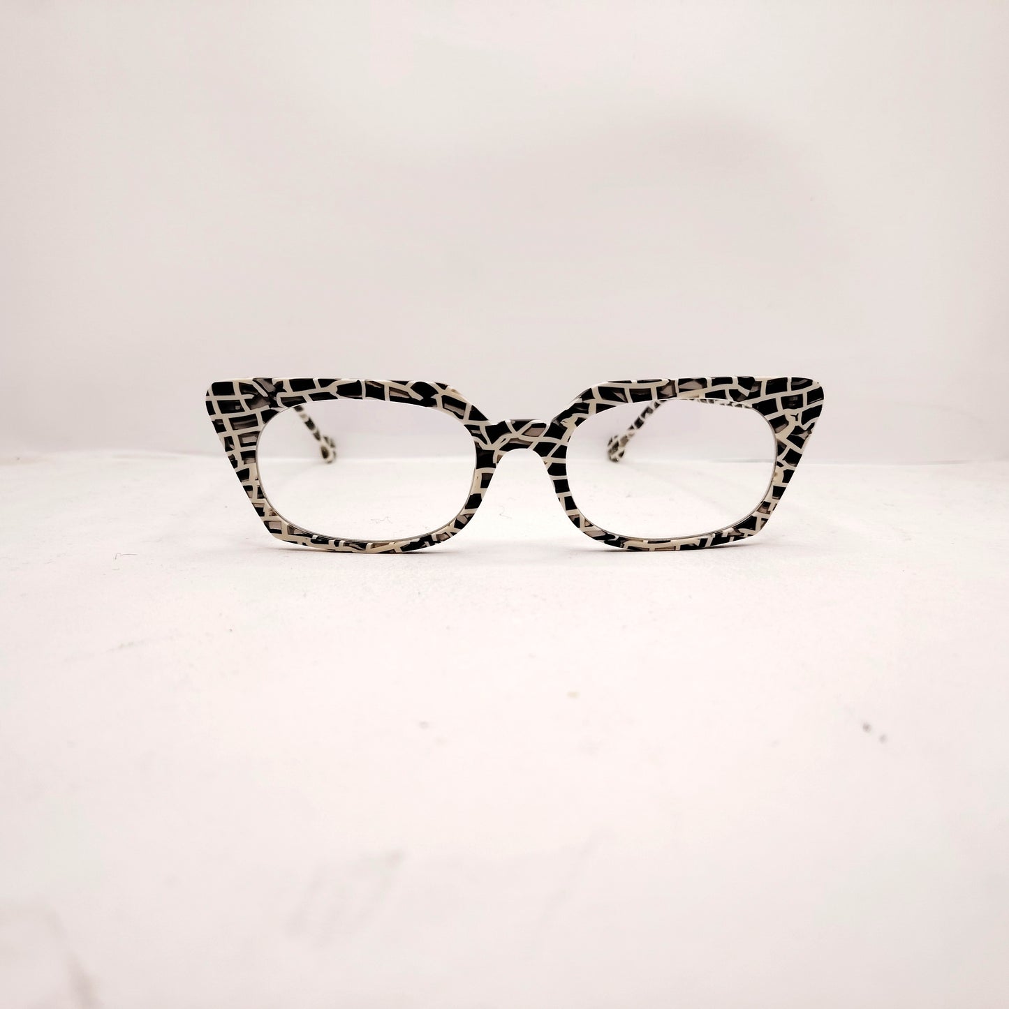 l.a. Eyeworks- SAILOR
