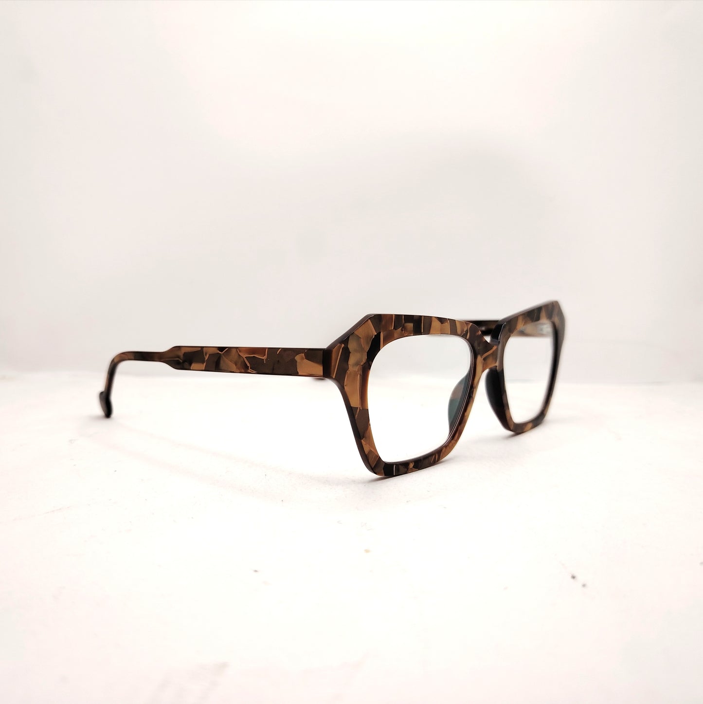 l.a. Eyeworks- PIRATE